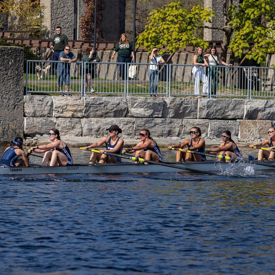 Weekend Wrap: Head of the Trent Has Over 800 Entries
