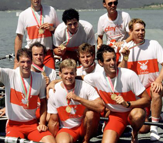 History Making Men’s Eight Crew Inducted into Row Ontario HOF