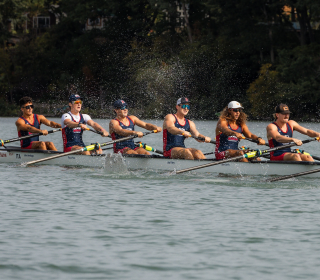 Weekend Wrap: Thanksgiving Weekend Rowing at the Brock Invite
